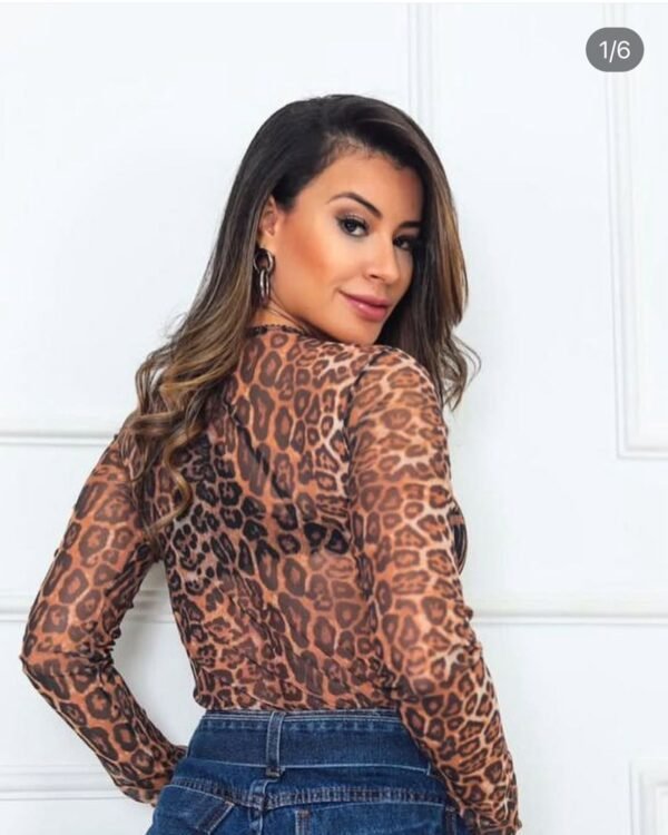WhatsApp Image 2025-03-20 at 21.06.12 (2) BLUSA TUL CUELLO ALTO